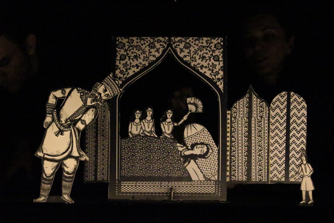 Simin and Farzan, a puppet theatre