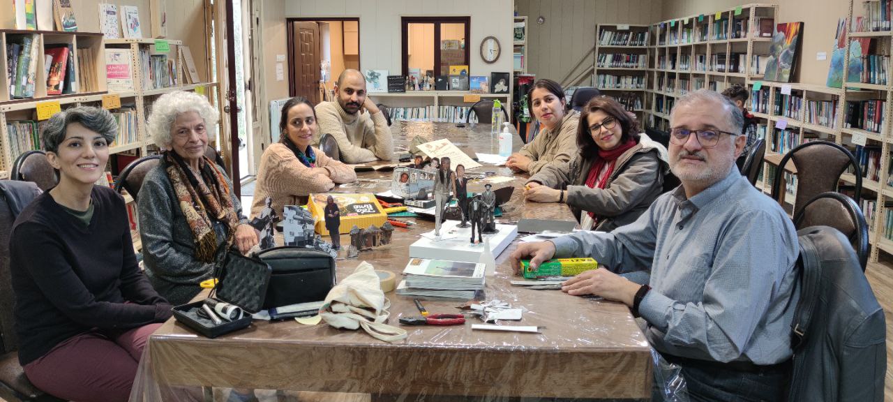 Paper Memoirs Workshop, a puppet theatre